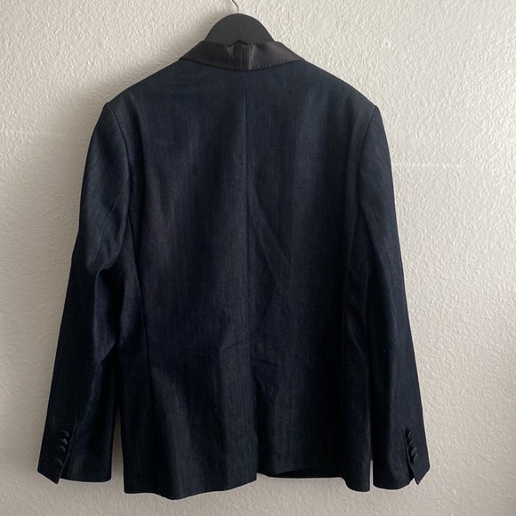 Zara Blazer - Picture 2 of 3